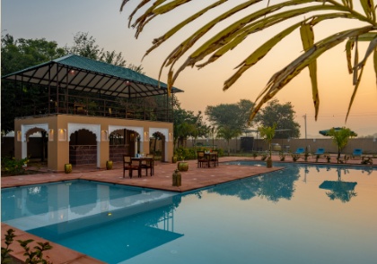 Aangan Resort pool